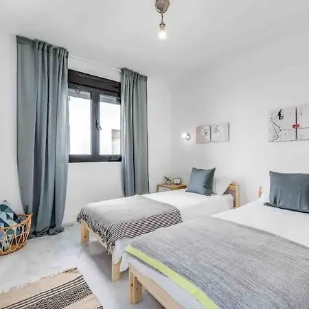 Beautiful 2 Bedrooms In Puerto Banus Марбелья