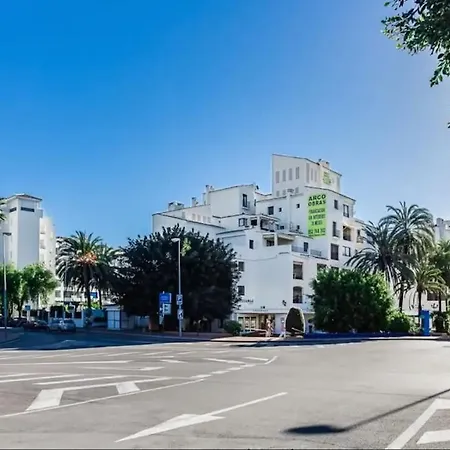 Beautiful 2 Bedrooms In Puerto Banus Apartment Marbella